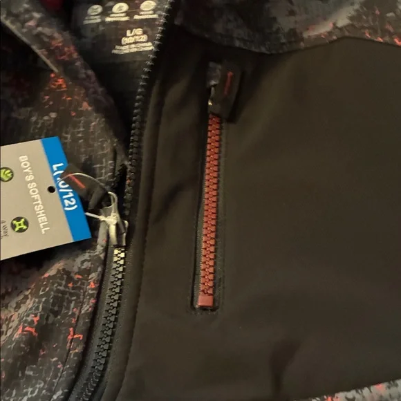 Free Country Boys Softshell Jacket - Black and Orange - Picture 10 of 12